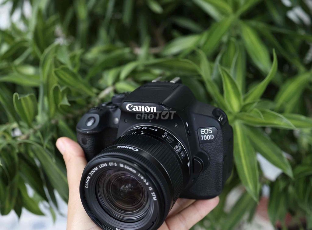 Máy ảnh Canon 700D 18-55mm STM Màn hình xoay lật. Mua bán Máy ảnh, Máy quay tại Thành phố Long Xuyên An Giang được đăng bởi CHUCAMRA hình 1