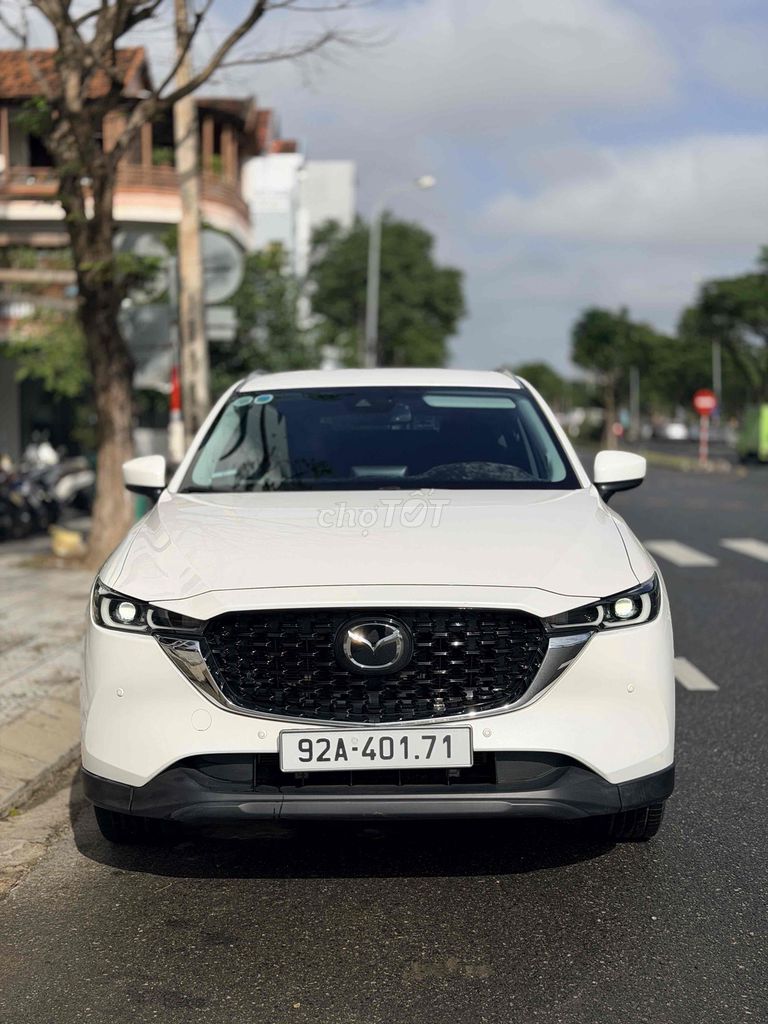 Mazda CX 5 2024 Luxury 2.0 AT - 30000 km. Mua bán Ô tô tại Quận Hải Châu Đà Nẵng được đăng bởi Nguyễn Vương Auto hình 1