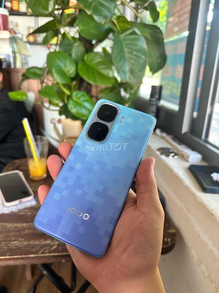 IQOO Neo10 Pro+ ram12/256gb zin đẹp Chip Snap 8Eli. Mua bán Điện thoại tại Thành phố Buôn Ma Thuột Đắk Lắk được đăng bởi Xuân Tr hình 1