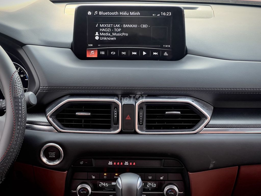 Mazda CX 8 2025 Premium 2.5 AT - 9000 km. Mua bán Ô tô tại Quận Long Biên Hà Nội được đăng bởi Long Biên Cars hình 4