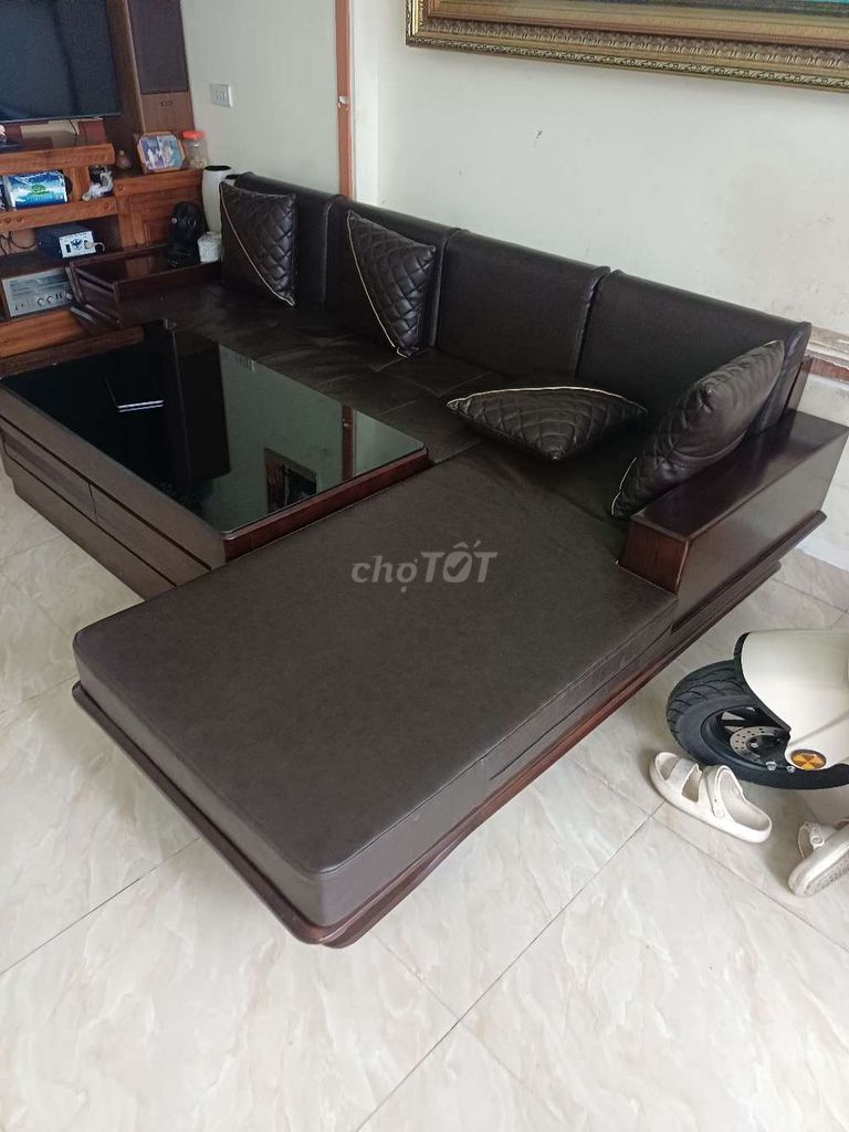 Bộ bàn ghế Gỗ Da Nâu đã sử dụng. Mua bán Bàn ghế tại Quận Lê Chân Hải Phòng được đăng bởi Hà hình 1