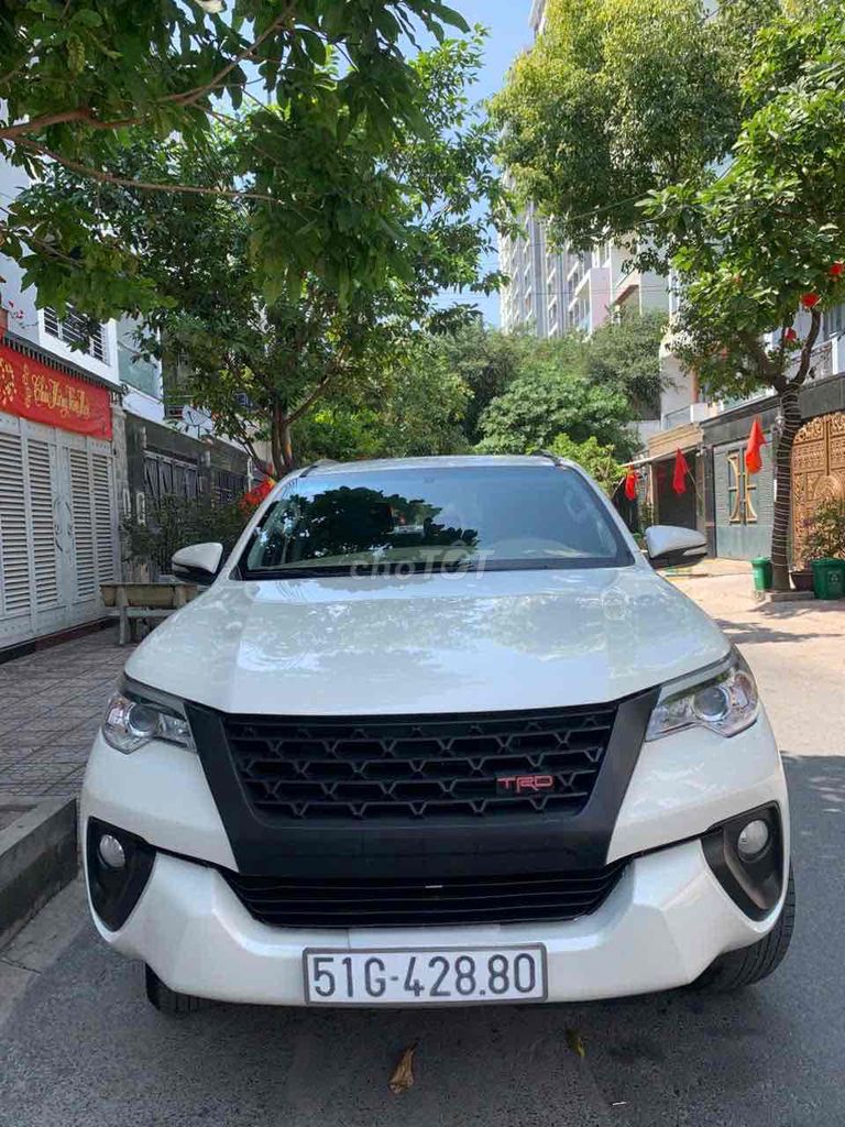 Toyota Fortuner 2017 2.4G 4x2 - 90000 km