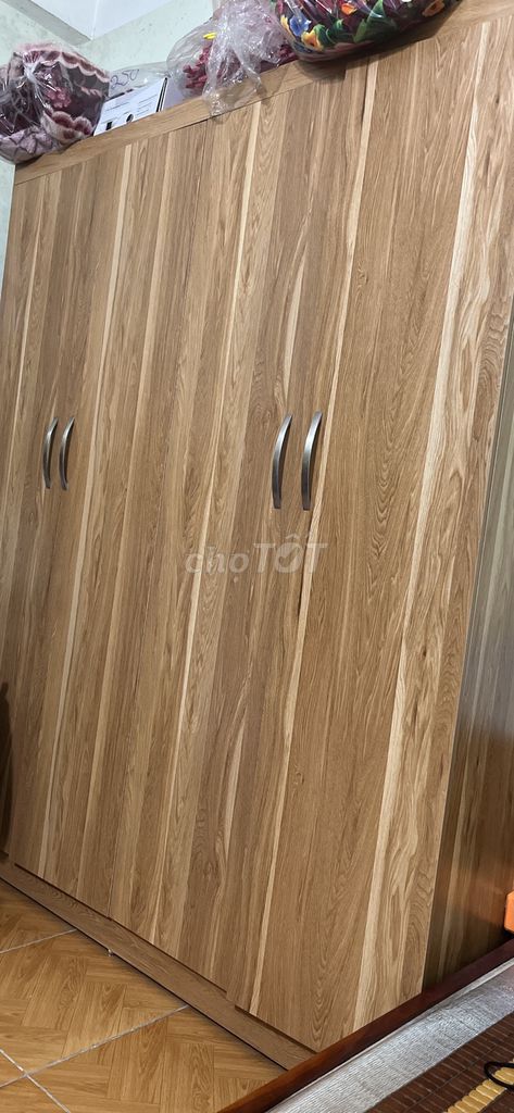 Tủ quần áo Gỗ Vàng gỗ Rất mới. Mua bán Tủ, kệ gia đình tại Quận Đống Đa Hà Nội được đăng bởi Thu Hằng hình 1