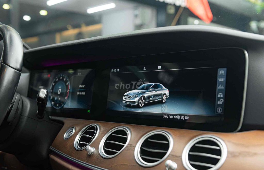 LONG ANH AUTO về Mercedes E200 sx2020 👍. Mua bán Ô tô tại Quận 7 Tp Hồ Chí Minh được đăng bởi LongAnh AuTo  hình 13