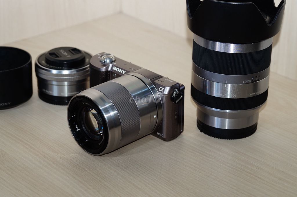 Sony A5100 kèm Sony 50 f1.8 +kit 16-50. Mua bán Máy ảnh, Máy quay tại Thành phố Nha Trang Khánh Hòa được đăng bởi Hoàng XT30 hình 1