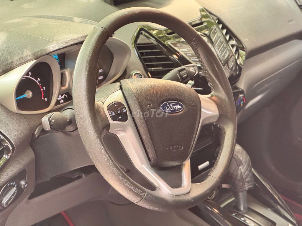 Ford EcoSport Titanium 2017 - 63800 km. Mua bán Ô tô tại Quận Bình Tân Tp Hồ Chí Minh được đăng bởi Trần Hoàng Long hình 5