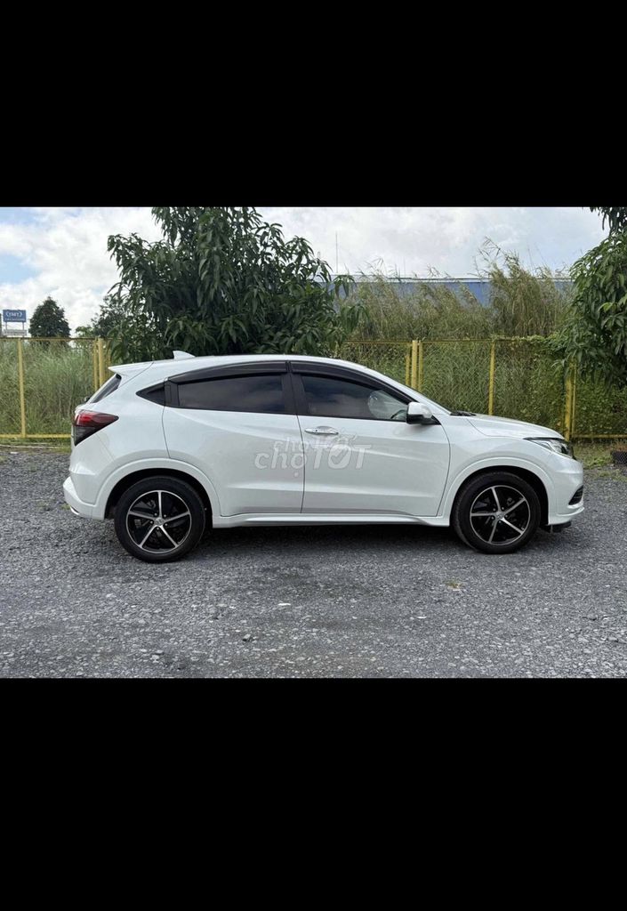 Honda HR-V 2019 HR-V L check bảo dưỡng hãng. Mua bán Ô tô tại Thành phố Nha Trang Khánh Hòa được đăng bởi Ngoc Hieu hình 4