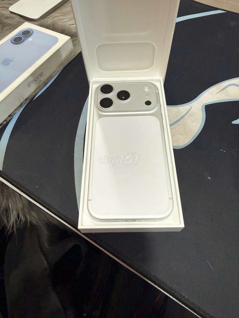 iPhone 17 Pro 256GB Bạc VN fullbox. Mua bán Điện thoại tại Quận Bình Thạnh Tp Hồ Chí Minh được đăng bởi Hoàng Giang hình 1