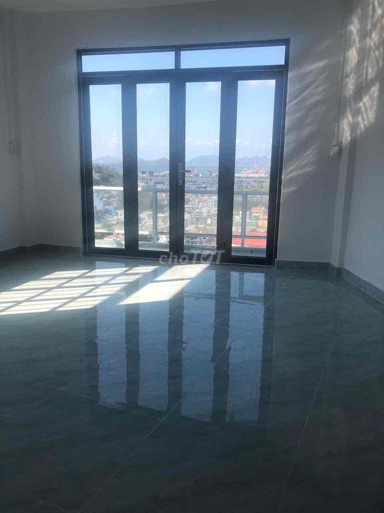Продается в потолочной аллее в Сюаньдае, во-вторых, в Вунгтау