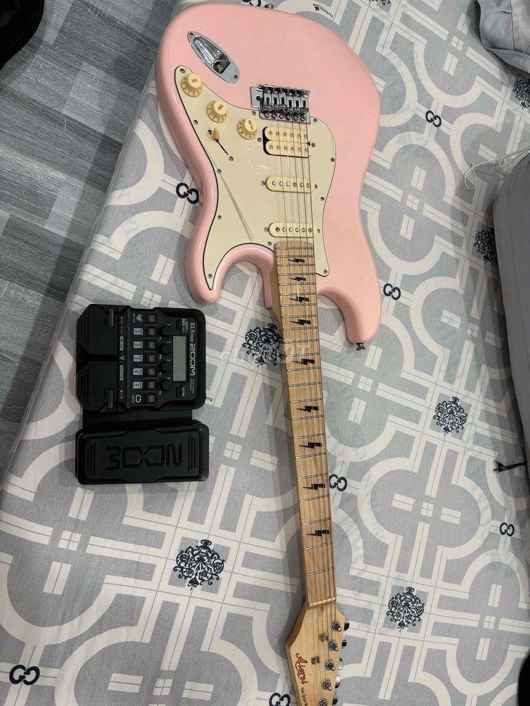Đàn guitar điện Aiersi Hồng. Mua bán Nhạc cụ tại Thành phố Nha Trang Khánh Hòa được đăng bởi Nguyệt hình 1