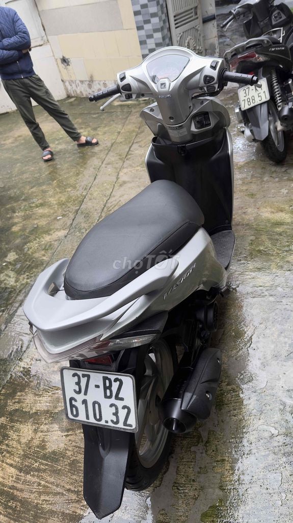 bán xe vison. Mua bán Xe máy tại Thành phố Vinh Nghệ An được đăng bởi cửa hàng xe máy hồng sáng hình 4