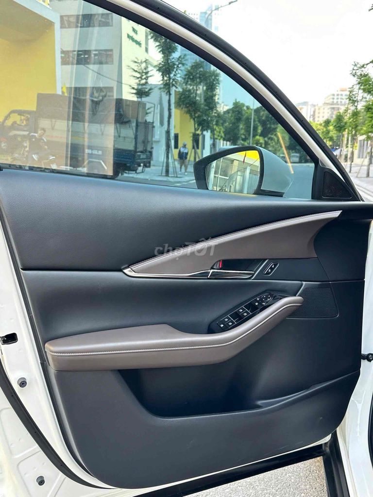 Mazda CX-30 Premium 2.0AT sx 2024 siêu lướt. Mua bán Ô tô tại Quận Cầu Giấy Hà Nội được đăng bởi Cao Quý hình 19