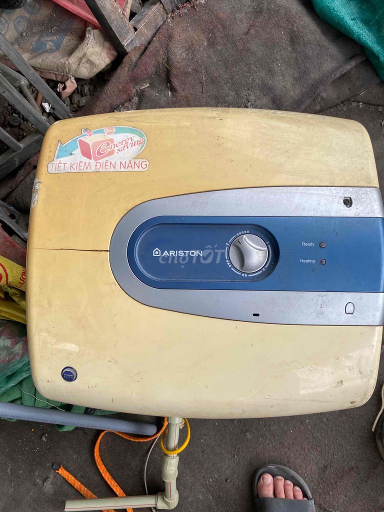 Bình nóng lạnh Ariston 30L Đã qua sử dụng. Mua bán Thiết bị vệ sinh, nhà tắm tại Quận Ba Đình Hà Nội được đăng bởi Nguyễn Công Quang hình 1