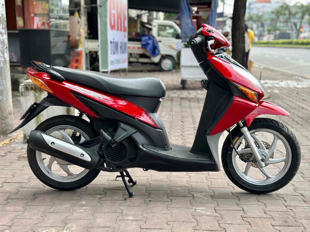 Honda Click 2011 Đỏ - BS TPHCM - CHÍNH CHỦ KÝ GIÂY. Mua bán Xe máy tại Quận 12 Tp Hồ Chí Minh được đăng bởi Bùi văn hiếu hình 7