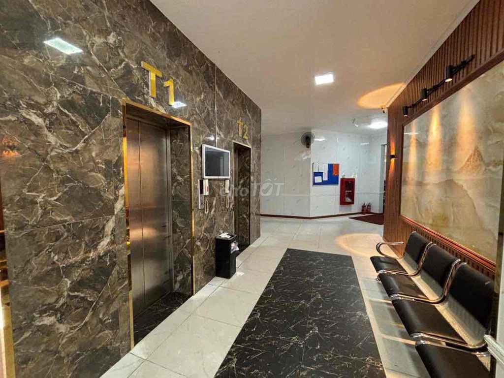 Chung cư Nam Trung Yên 83m2 Sổ đỏ Cầu Giấy , nhà đẹp 2 ngủ tầng trung. Mua bán căn hộ/chung cư tại Quận Cầu Giấy Hà Nội được đăng bởi Lê Ngọc Lan hình 1