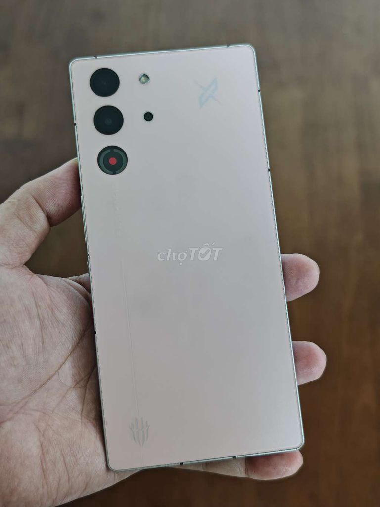 Redmagic 10 Pro 12GB/256GB Hồng Đã sử dụng. Mua bán Điện thoại tại Thị xã Tân Uyên Bình Dương được đăng bởi minh phong hình 1