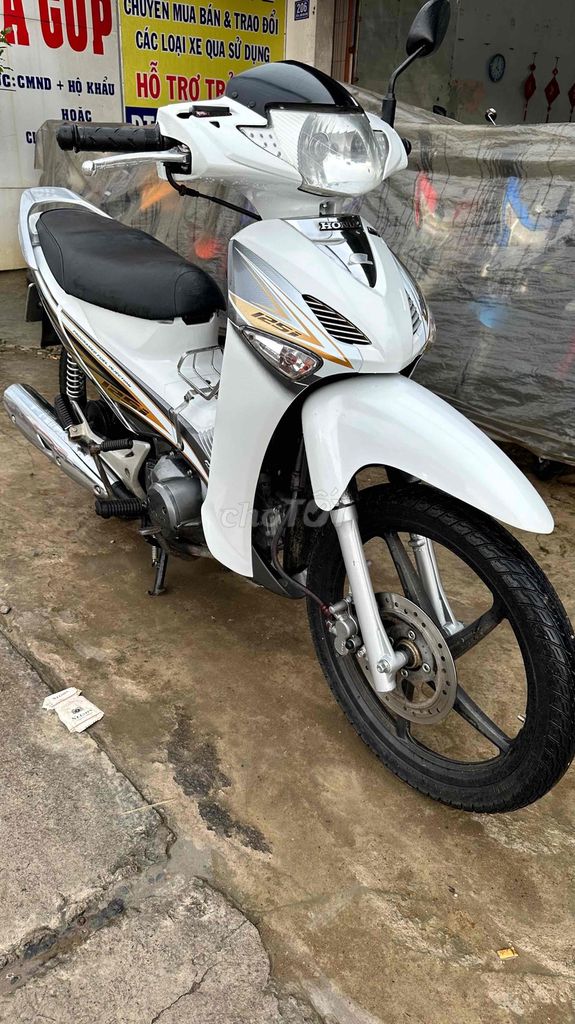 Future neo gt 2007 áo fi 2009 trắng ( hỗ trợ góp ). Mua bán Xe máy tại Huyện Chợ Mới An Giang được đăng bởi Cửa hàng xe Thiên Phước 2 hình 2