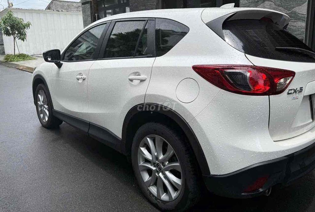 Mazda CX-5 2.0 AT 2014 белая 92000 км