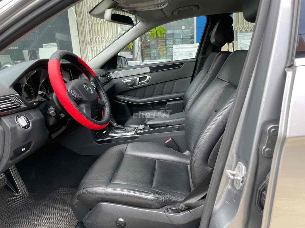 E250 1.8CGi rất mới, cuối 2009 form mới. Mua bán Ô tô tại Thành phố Mỹ Tho Tiền Giang được đăng bởi NGHĨA NHÂN chuyên xe đẹp hình 11