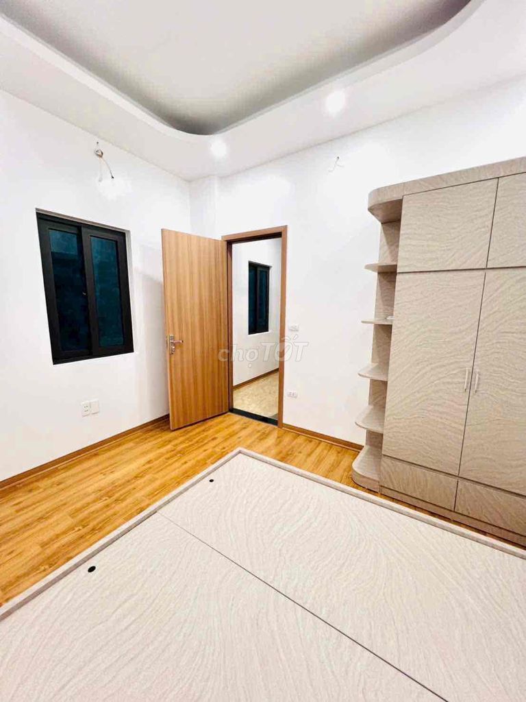 Bán Nhà Ngõ 31 Sông Sét - Phố Trương Định - Lô Góc 3 Mặt Thoáng