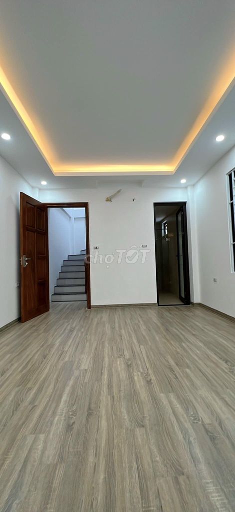 Bán nhà  Khương Hạ, DT 40m2 x4T, ngõ ô tô 5 tạ thông, giá 6,5 tỷ