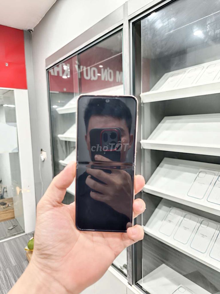 Samsung Z Flip 3 128GB Vàng hồng Như mới. Mua bán Điện thoại tại Thành phố Biên Hòa Đồng Nai được đăng bởi Thanh hình 1