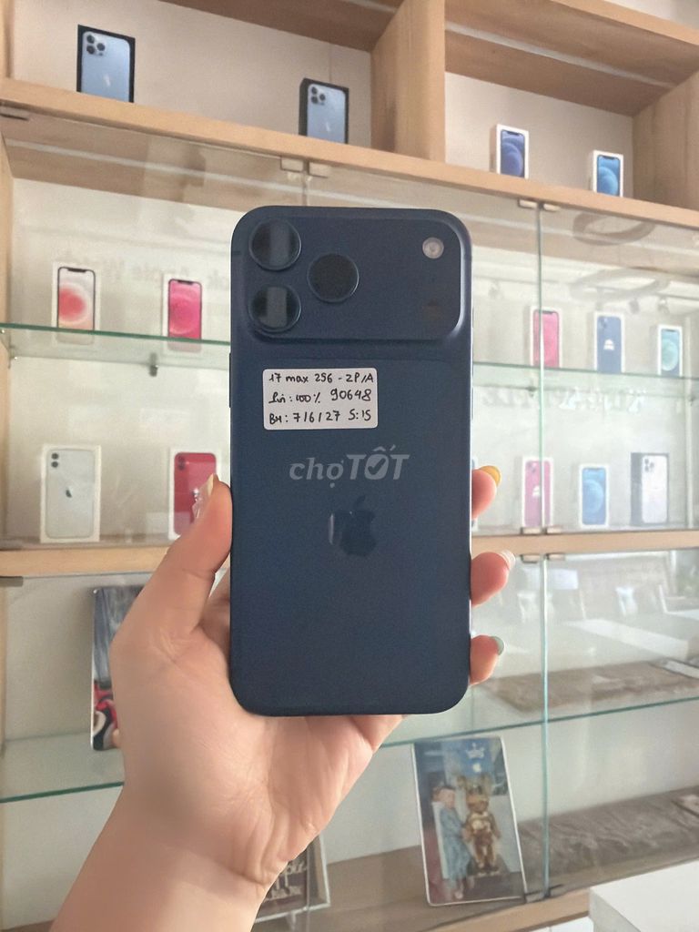 17 MAX XANH 256G VNA LIKE NEW SẠC 15L CÒN BH DÀI. Mua bán Điện thoại tại Quận Thanh Khê Đà Nẵng được đăng bởi Bảo Ngô hình 1