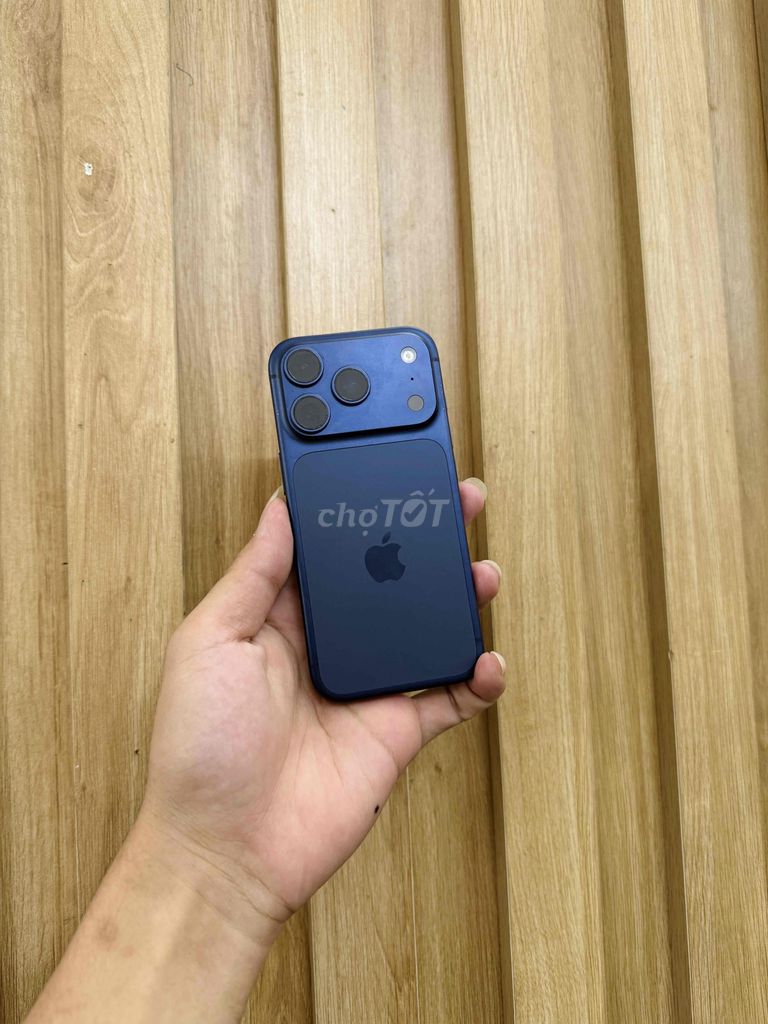 Apple iPhone 17 Pro 256GB Xanh đậm 97%. Mua bán Điện thoại tại Quận Đống Đa Hà Nội được đăng bởi  Đức Mobile hình 1