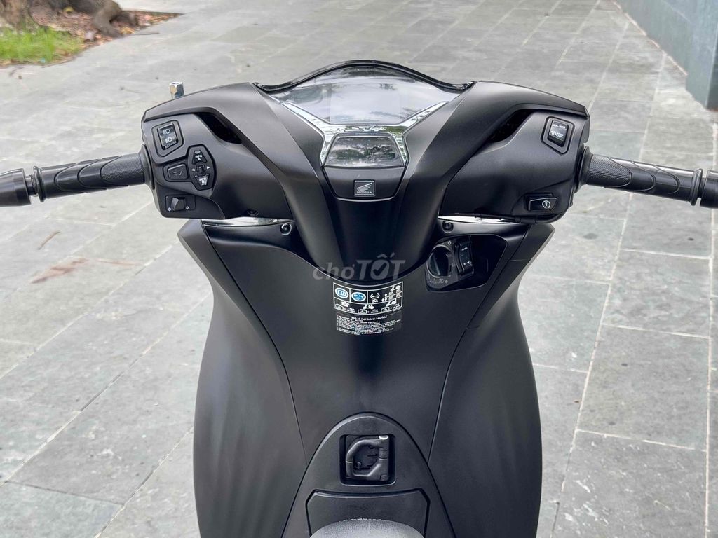 SH 150 ABS 2022 LƯỚT NGUYÊN ZIN CHÍNH CHỦ CÓ GÓP. Mua bán Xe máy tại Thành phố Thủ Đức Tp Hồ Chí Minh được đăng bởi Khoa Đặng hình 7