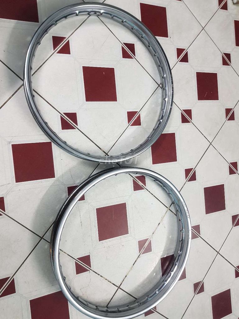 Cặp vành goshi 1,40.1,60 zin tháo xe. Mua bán Phụ tùng xe tại Quận Ninh Kiều Cần Thơ được đăng bởi Le cong thanh hình 3