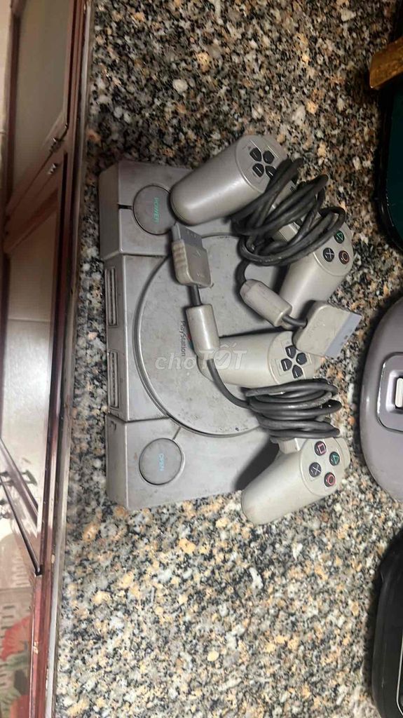 Máy chơi game Sony PlayStation 1 Xám. Mua bán Thiết bị chơi game tại Quận Tân Phú Tp Hồ Chí Minh được đăng bởi khoa đăng hình 1