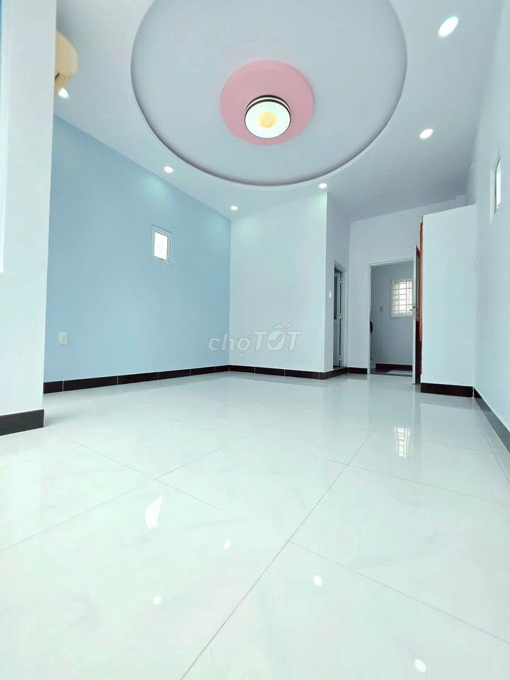 Nhà ở quận 8 - Đường Bông Sao - Hẻm xe hơi