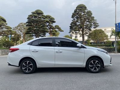 Toyota Vios 2024 1.5E CVT Trắng, chính chủ sử dụng