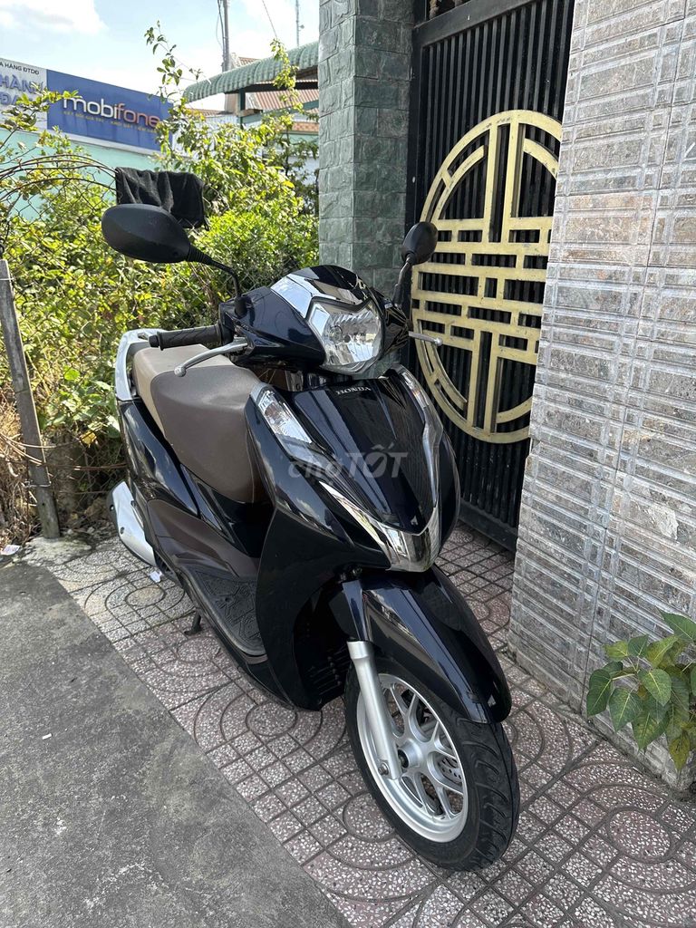 Honda lead 125 Fi khoá thông minh zin chính chủ 65. Mua bán Xe máy tại Quận Thốt Nốt Cần Thơ được đăng bởi Cầm Đồ Thành Chánh  hình 3