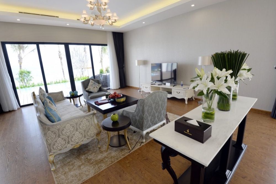 SAMPLE_HOUSE