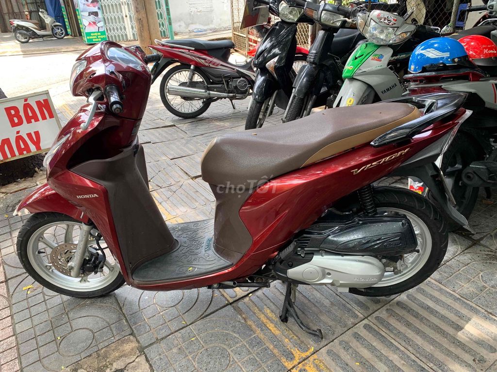 Honda Vision 2019 красный 19 тыс. км