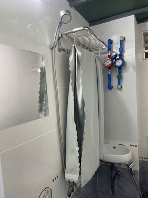 Nhà trọ mới xây, phòng lầu 1 gió rất mát , sạch sẽ