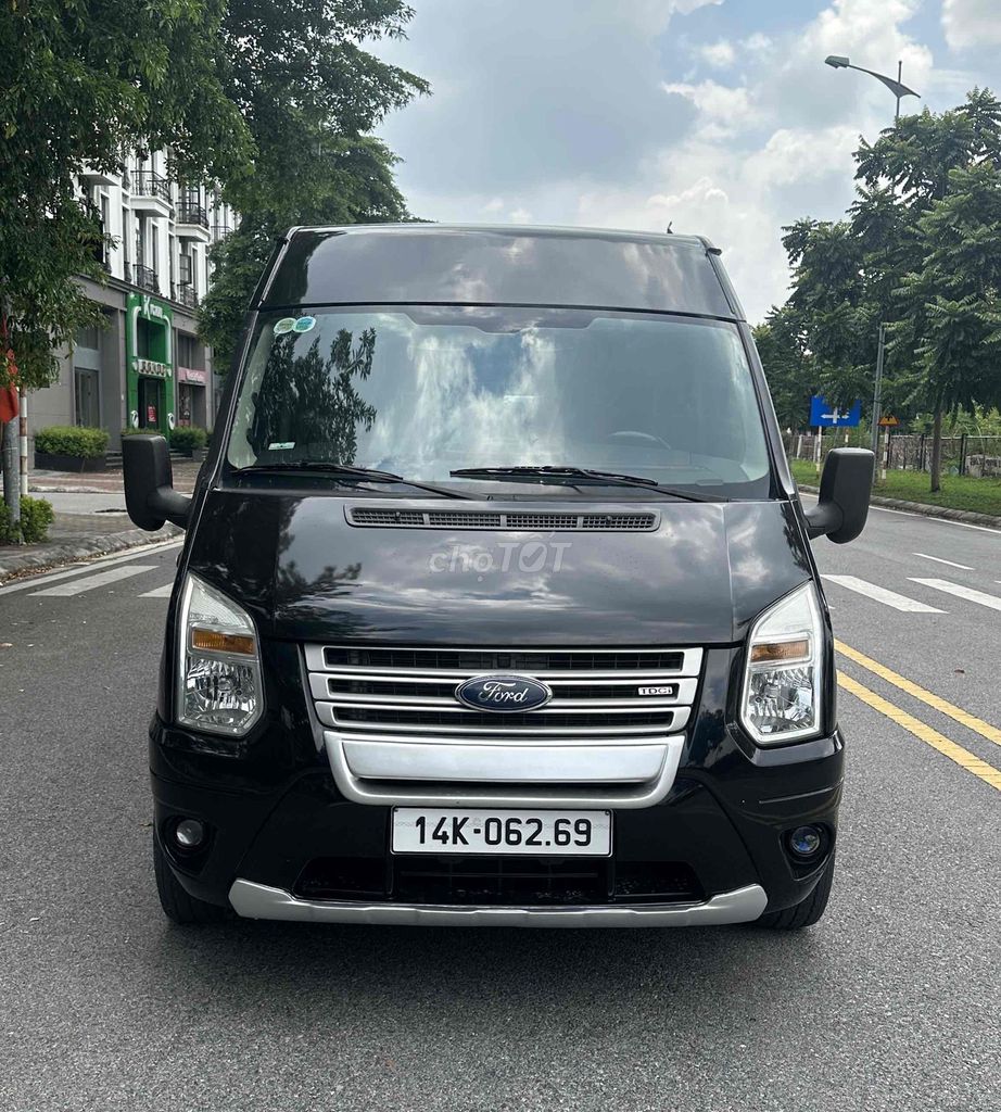 Ford Transit Dcar Limosin 10c - 2019 - 11000 km. Mua bán Ô tô tại Quận Long Biên Hà Nội được đăng bởi Nguyễn Văn Tuấn hình 1