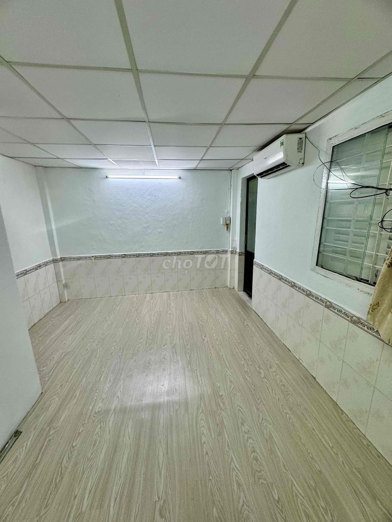 Продается красивый домик в переулке 54 TQK, район Тан Динь, Хошимин
