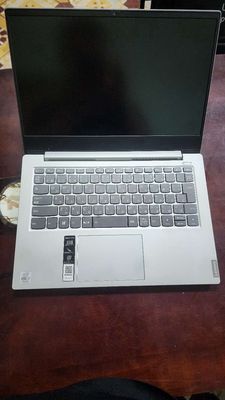 Lenovo S340 máy Nhật, đẹp nét 99%, nguyên zin. Mua bán Laptop tại Quận Thanh Xuân Hà Nội được đăng bởi Hoàng