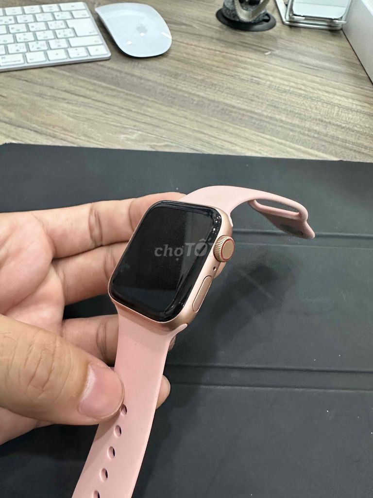 Apple watch Se1/40 Hồng zin đẹp, đủ phụ kiện