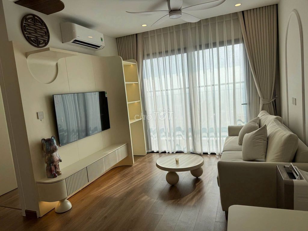 Продается 2-комнатная квартира Vinhomes Smart City - 54 м2 - полностью меблирована