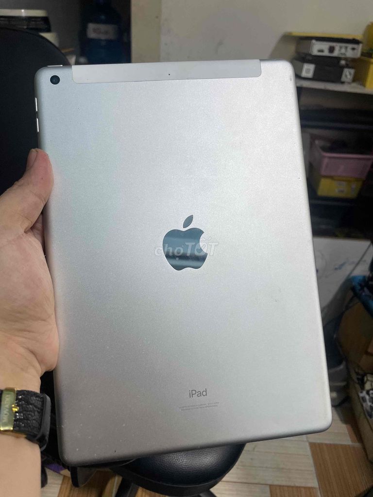 Apple iPad gen 9 64g 4g. Mua bán Máy tính bảng tại Thành phố Thuận An Bình Dương được đăng bởi Tran Tung hình 1