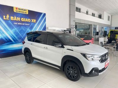 Suzuki XL7 2024 Hybrid Trắng rất đẹp