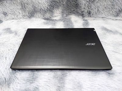 Laptop Acer E5-576G i5-8250U/ 8G/ 256G/ FHD VGA 2G