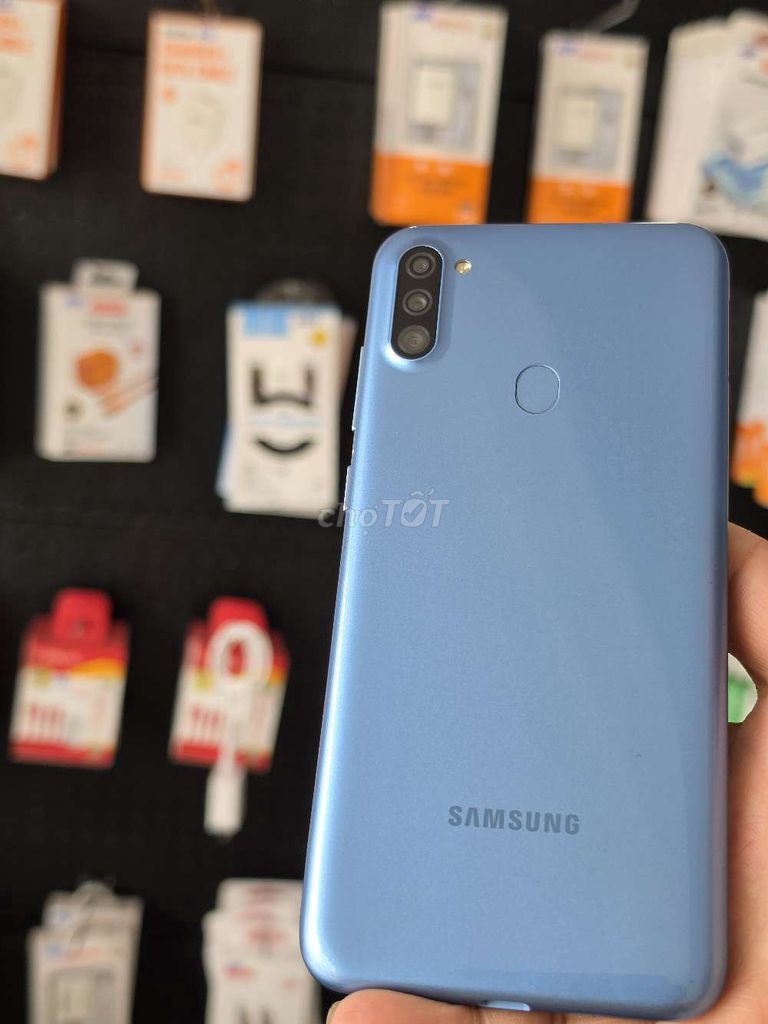 Samsung Galaxy A11 3GB/32GB Xanh Vân tay sạc nhanh. Mua bán Điện thoại tại Thành phố Sóc Trăng Sóc Trăng được đăng bởi điện thoại giá sỉ 501lê Hồng Phong  hình 1