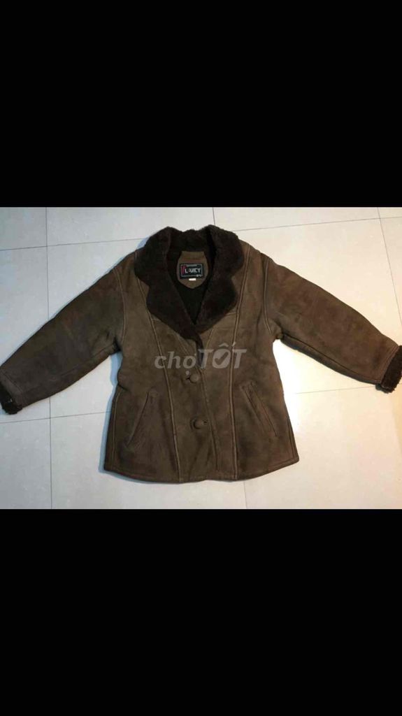 Áo khoác nữ da lộn Hàn Quốc. Mua bán Quần áo tại Thành phố Thái Bình Thái Bình được đăng bởi Mạnh Đức  hình 1