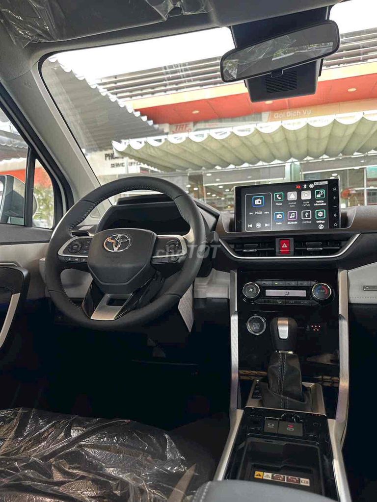 Toyota Veloz Top tặng 150% thuế-Giá lăn bánh rẽ. Mua bán Ô tô tại Huyện Bình Chánh Tp Hồ Chí Minh được đăng bởi PHƯỚC LỚN TOYOTA hình 4