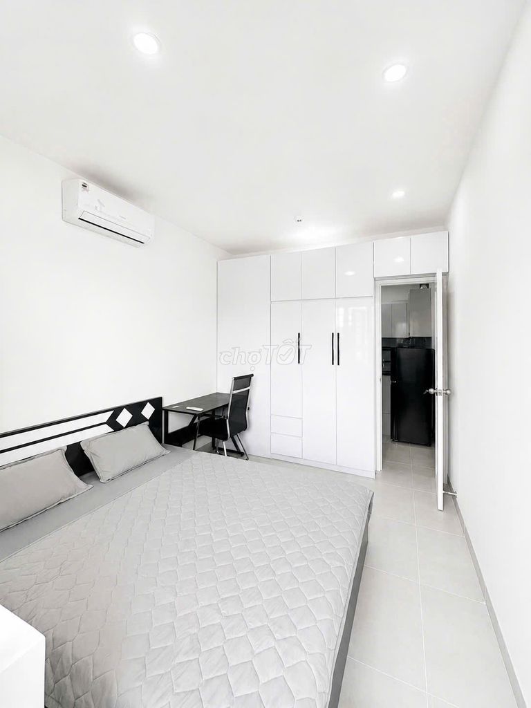 Furnished 1-bedroom apartment with balcony, 1 km from the beach — photo 2