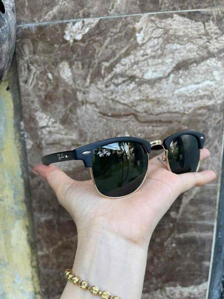 Kính râm Ray-Ban Thủy tinh Đen. Mua bán Phụ kiện thời trang khác tại Quận Hải Châu Đà Nẵng được đăng bởi Khánh Huyền hình 1
